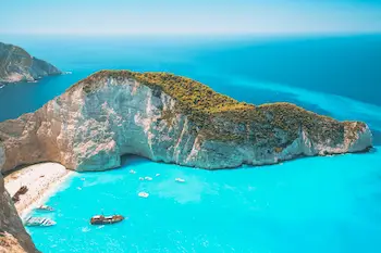 اقامت دائم یونان با خرید ملک و سرمایه گذاری